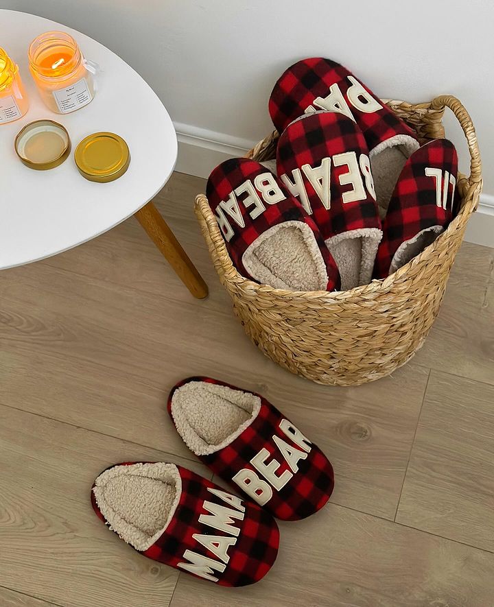 17 українських виробників Різдвяного настрою twins slippers 1702849191947